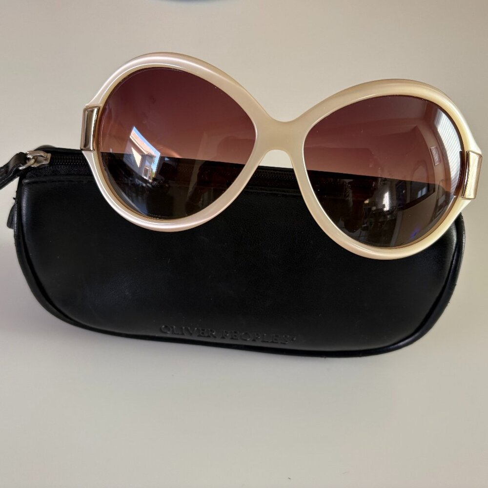 Sunglasses - Oliver Peoples